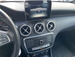 Mercedes-Benz A 2016 Punainen