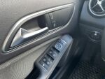 Mercedes-Benz A 2016 Punainen