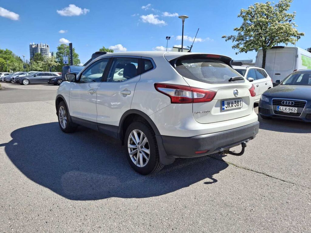 Nissan Qashqai 2016 Valkoinen