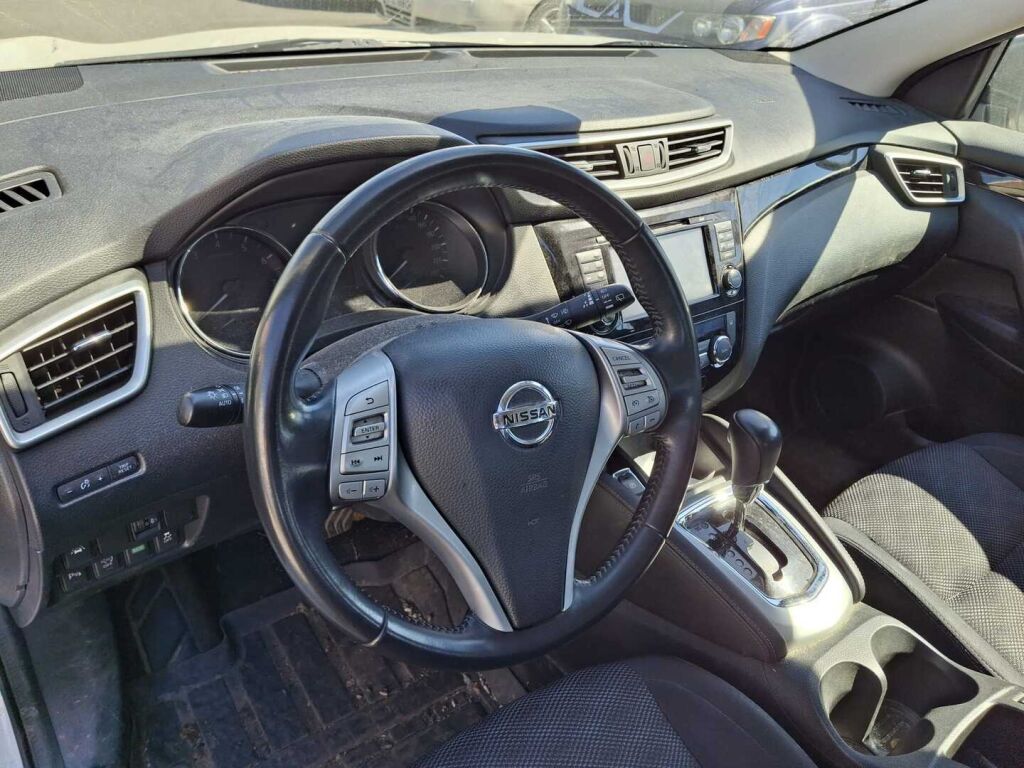 Nissan Qashqai 2016 Valkoinen