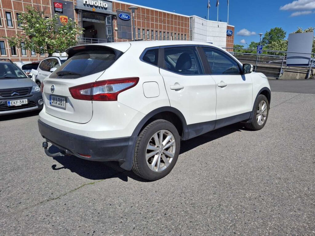 Nissan Qashqai 2016 Valkoinen