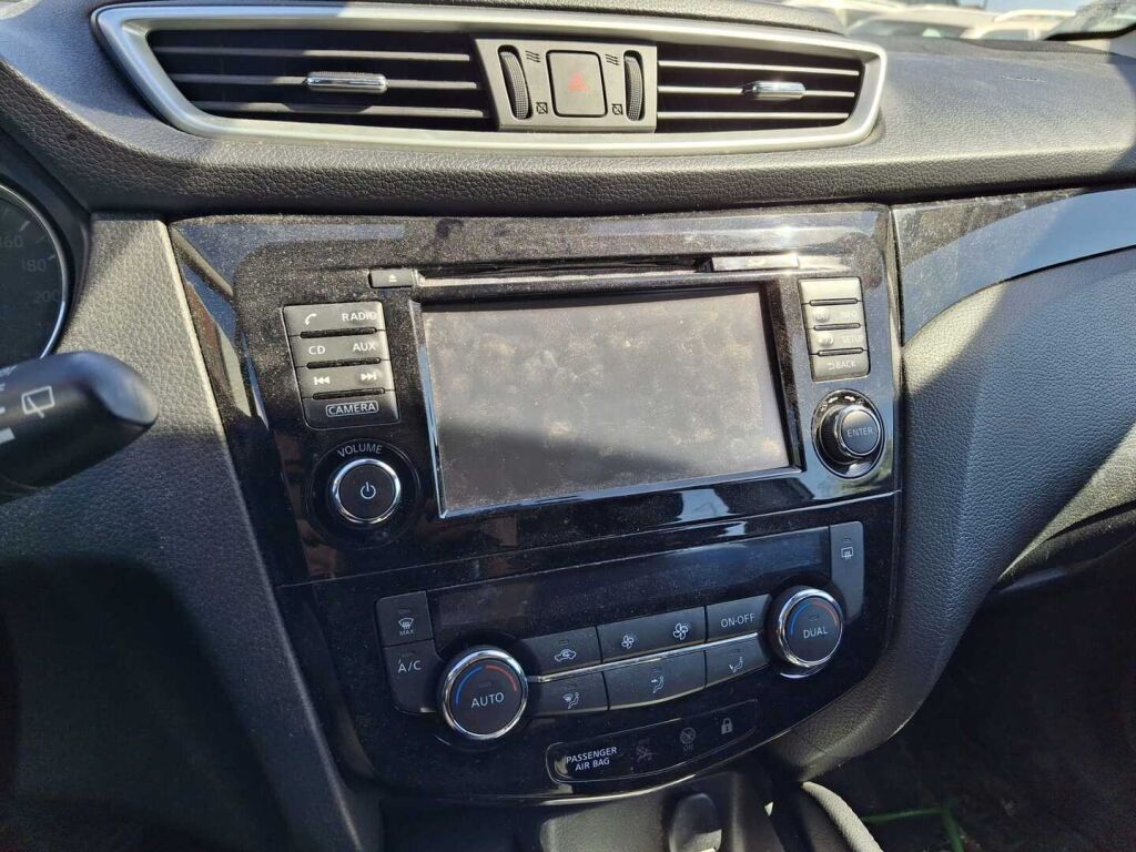 Nissan Qashqai 2016 Valkoinen