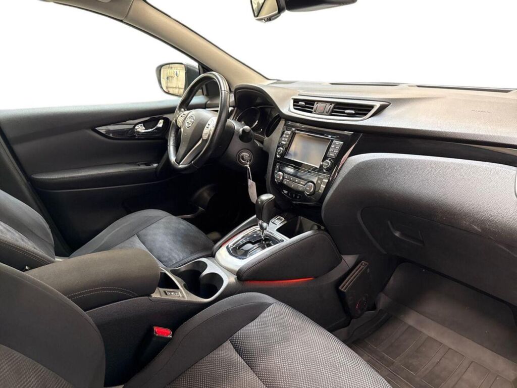 Nissan Qashqai 2016 Valkoinen