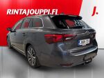 Toyota Avensis 2016 Harmaa