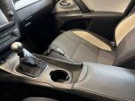 Toyota Avensis 2016 Harmaa