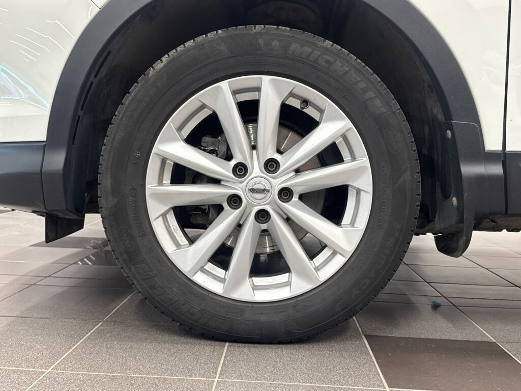 Nissan Qashqai 2017 Valkoinen