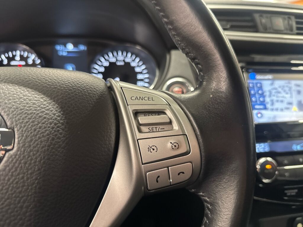 Nissan Qashqai 2017 Valkoinen