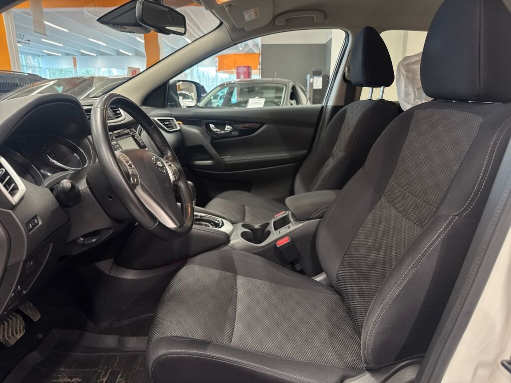 Nissan Qashqai 2017 Valkoinen