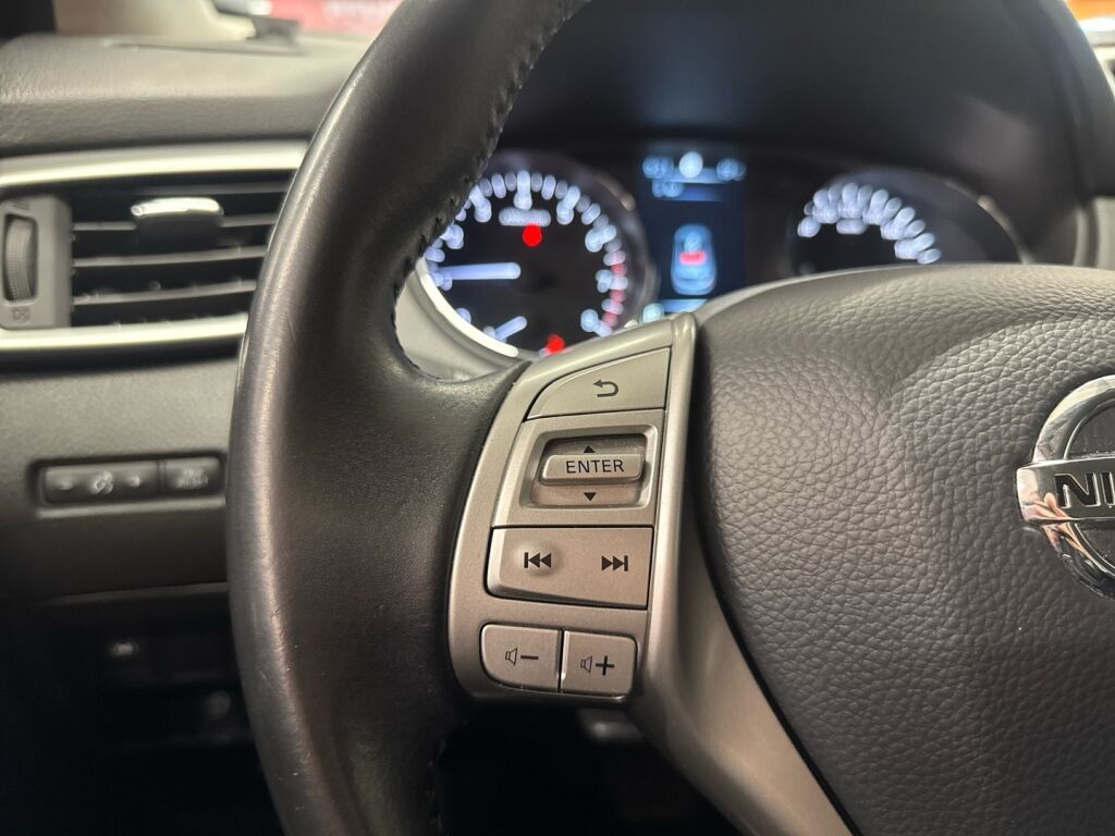 Nissan Qashqai 2017 Valkoinen