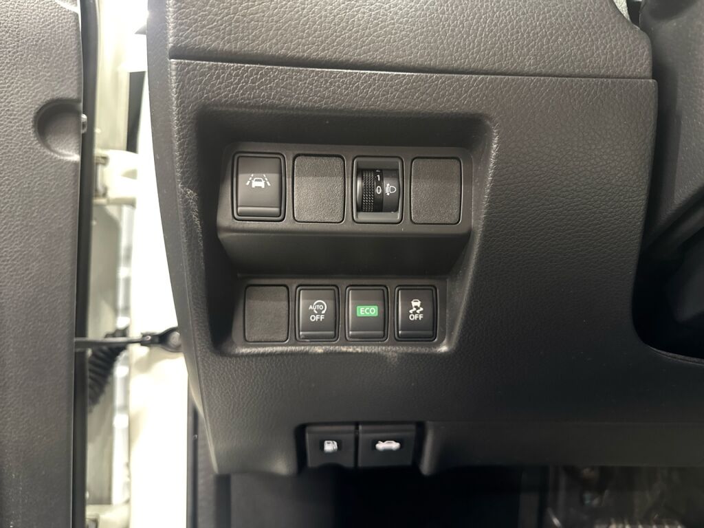 Nissan Qashqai 2017 Valkoinen