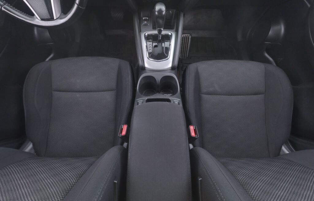 Nissan Qashqai 2017 Musta