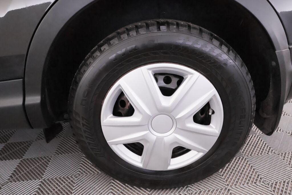 Nissan Qashqai 2017 Musta