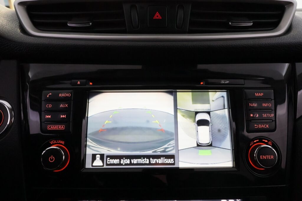 Nissan Qashqai 2017 Musta