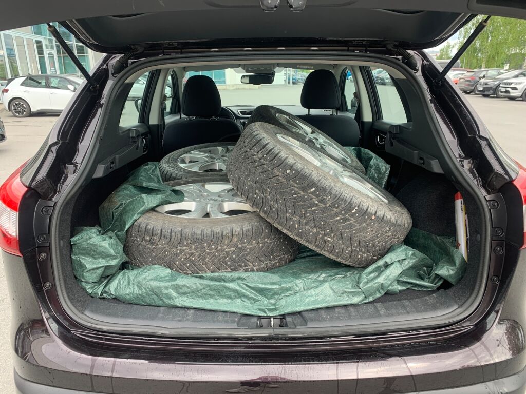 Nissan Qashqai 2017 Violetti