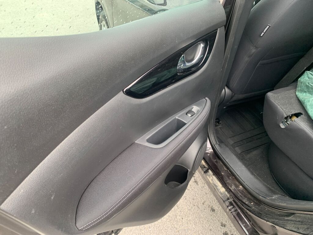Nissan Qashqai 2017 Violetti