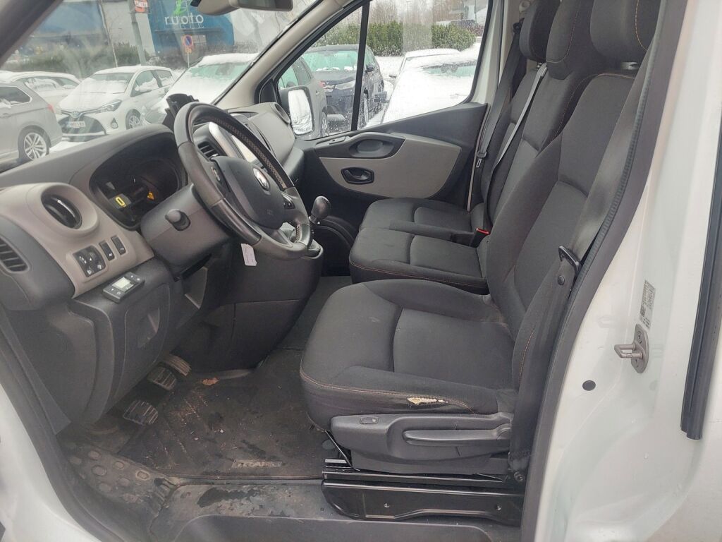 Renault Trafic 2016 Valkoinen