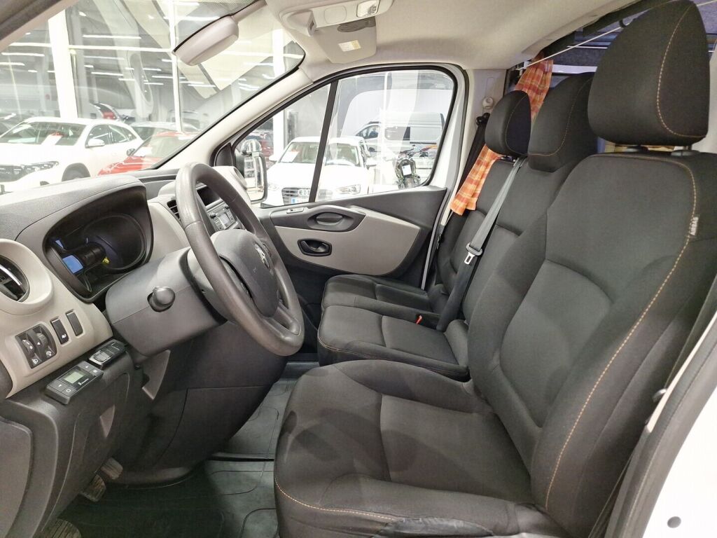 Renault Trafic 2016 Valkoinen