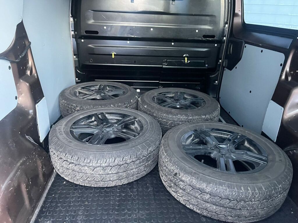 Toyota Proace 2017 Ruskea (beige)