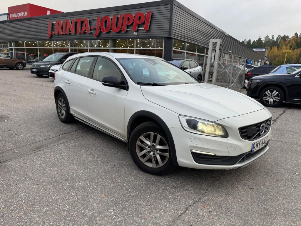 Volvo V60 Cross Country 2016 Valkoinen