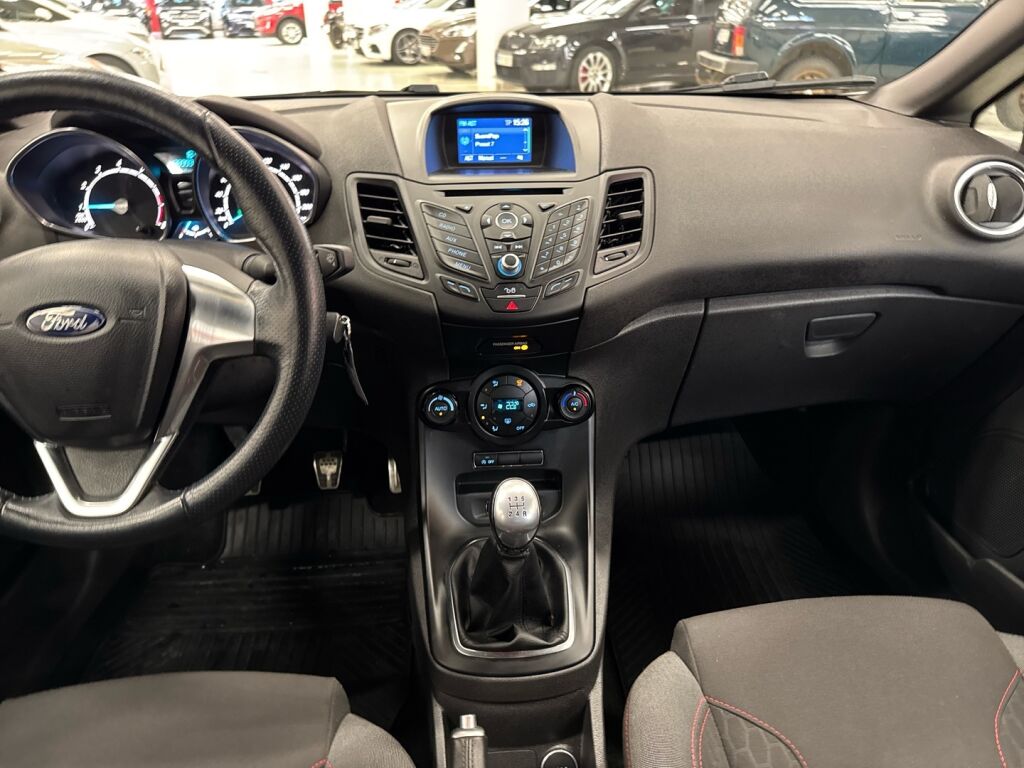 Ford Fiesta 2016 Valkoinen