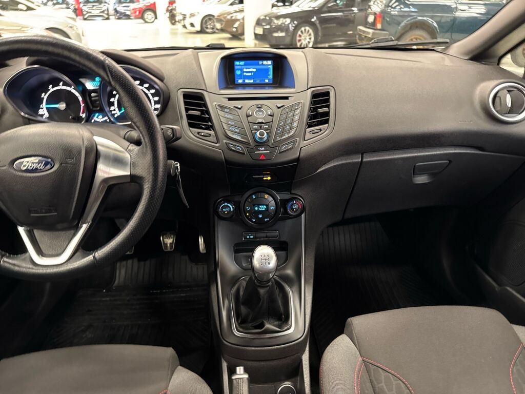 Ford Fiesta 2016 Valkoinen