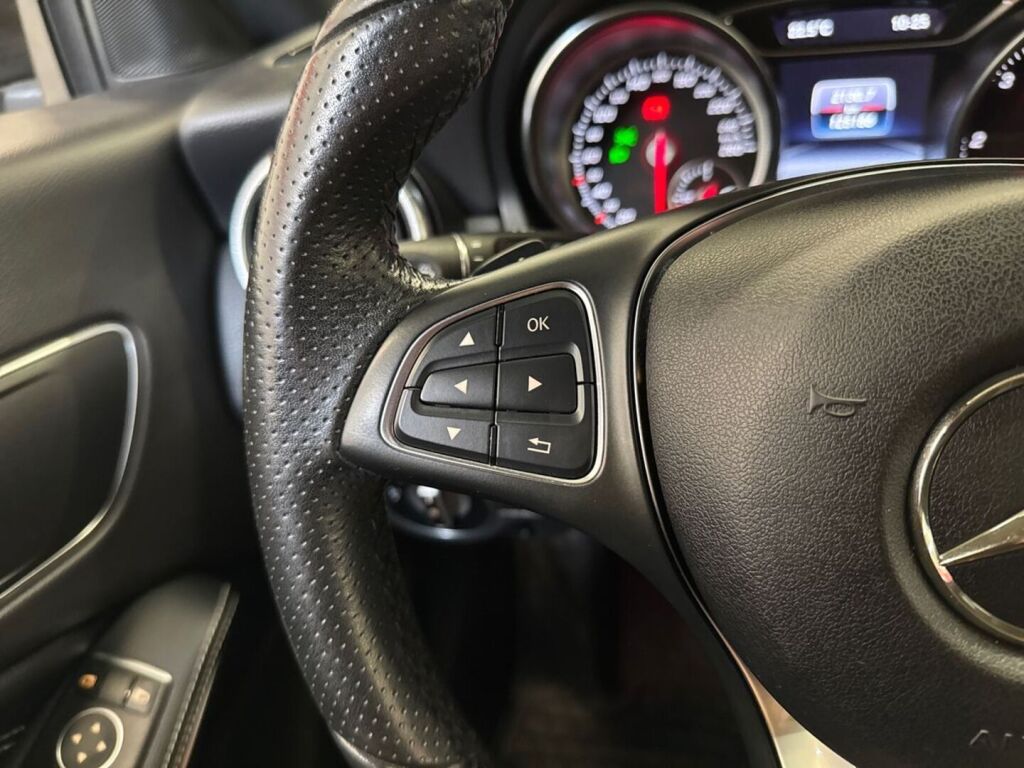 Mercedes-Benz CLA 2017 Valkoinen