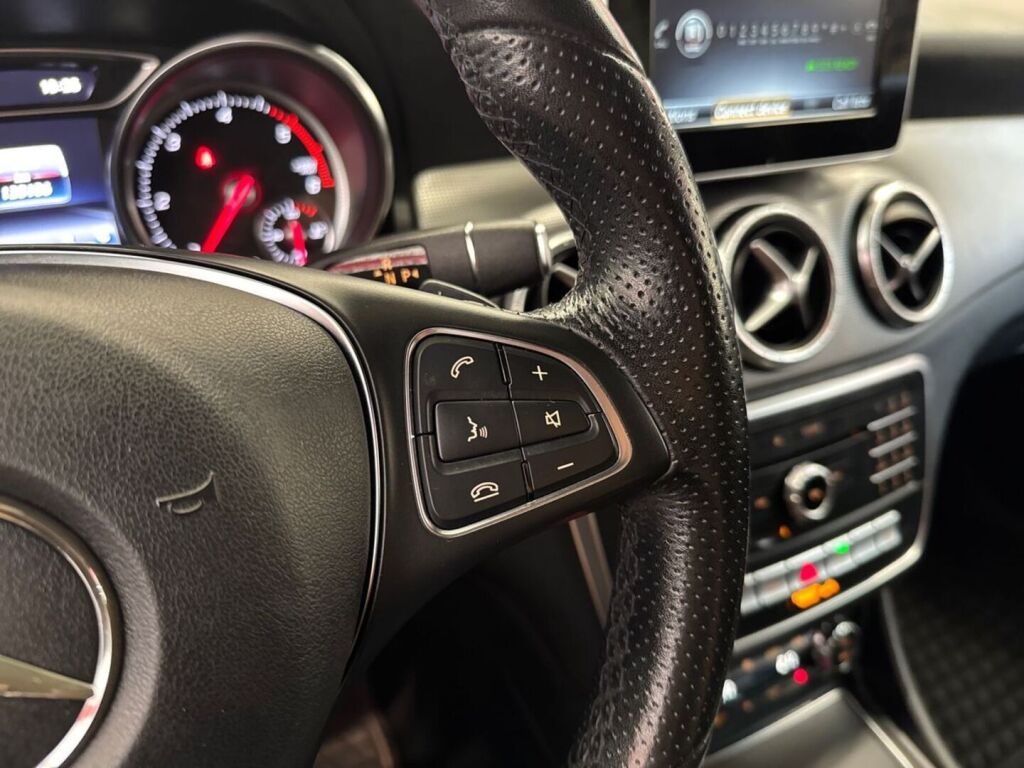 Mercedes-Benz CLA 2017 Valkoinen
