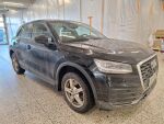 Audi Q2 2016 Musta