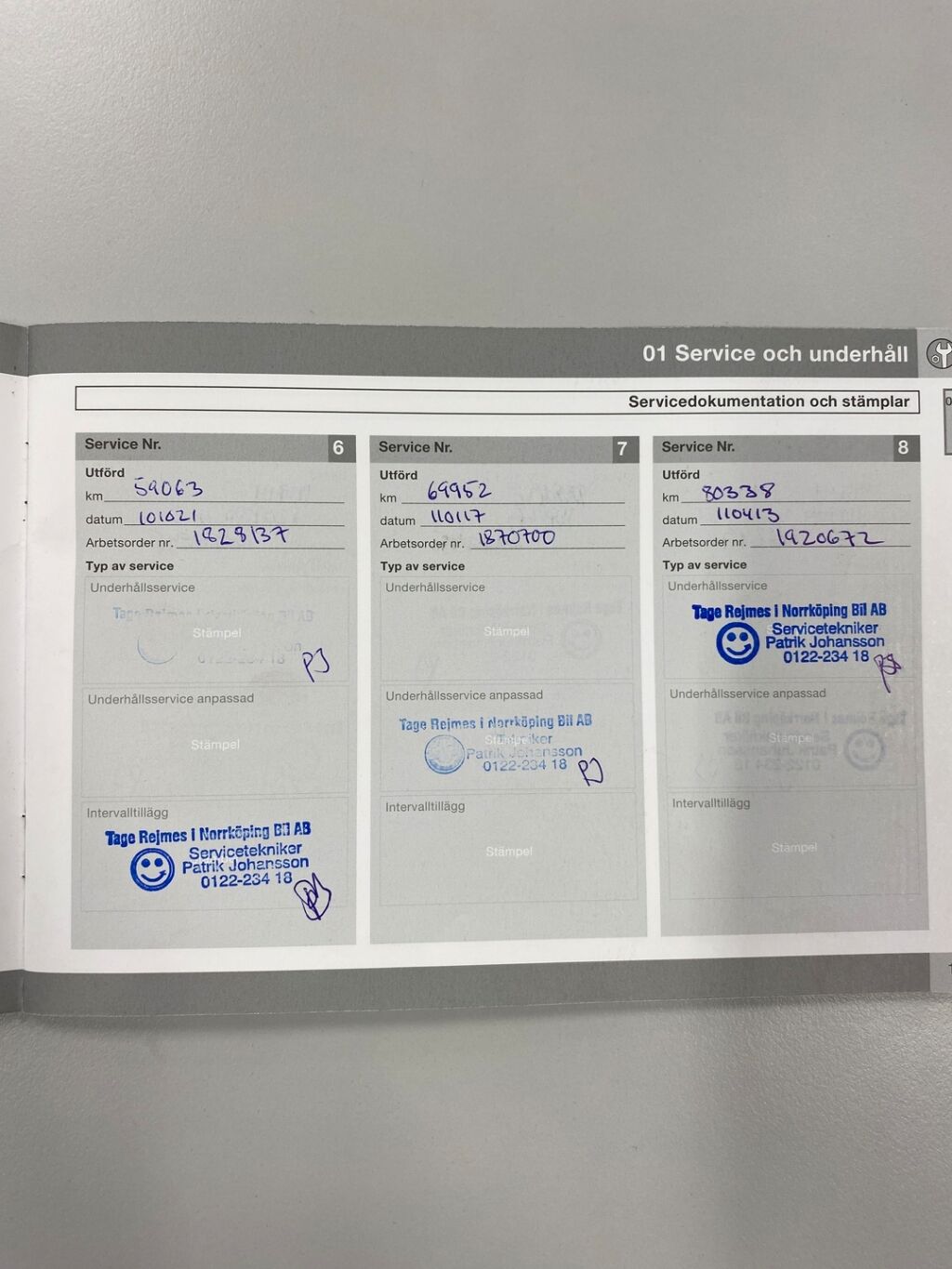 Volvo V70 2009 Musta