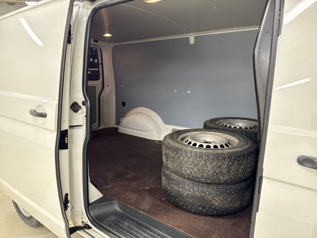 Volkswagen Transporter 2016, photo 6/25