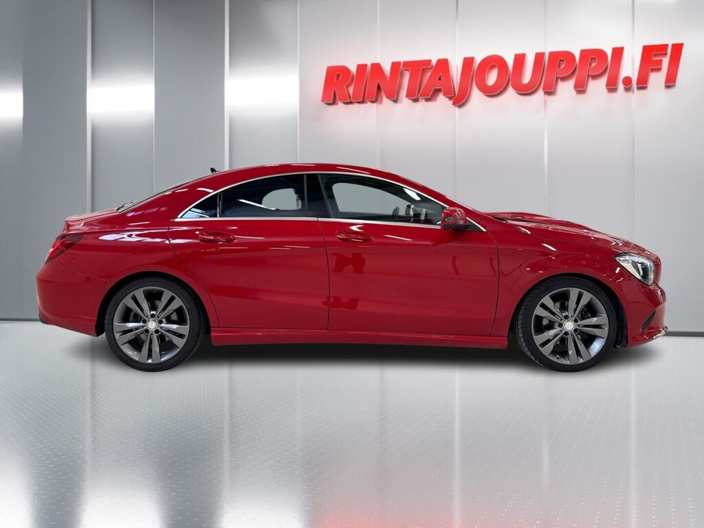 Mercedes-Benz CLA 2017 Punainen