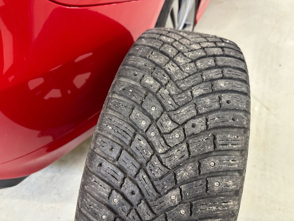 Mercedes-Benz CLA 2017 Punainen