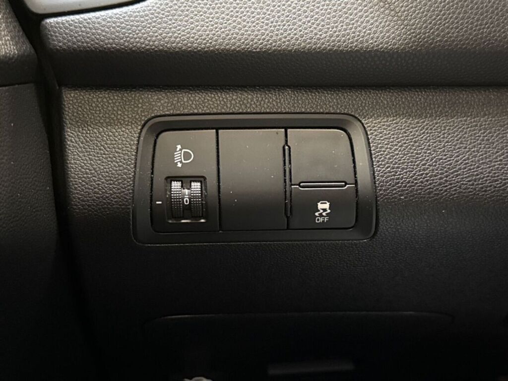 Hyundai i20 5d 2017 Punainen