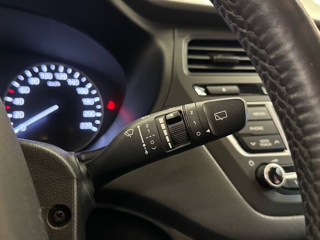 Hyundai i20 Active 2017 Punainen