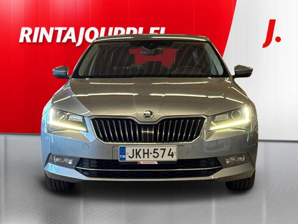 Skoda Superb 2017, bild 4/37