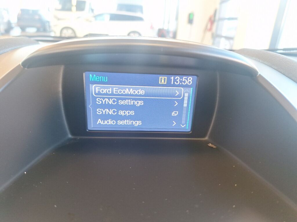 Ford Fiesta 2017 Punainen