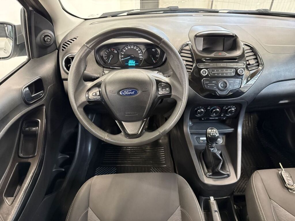 Ford KA+ 2017 Harmaa