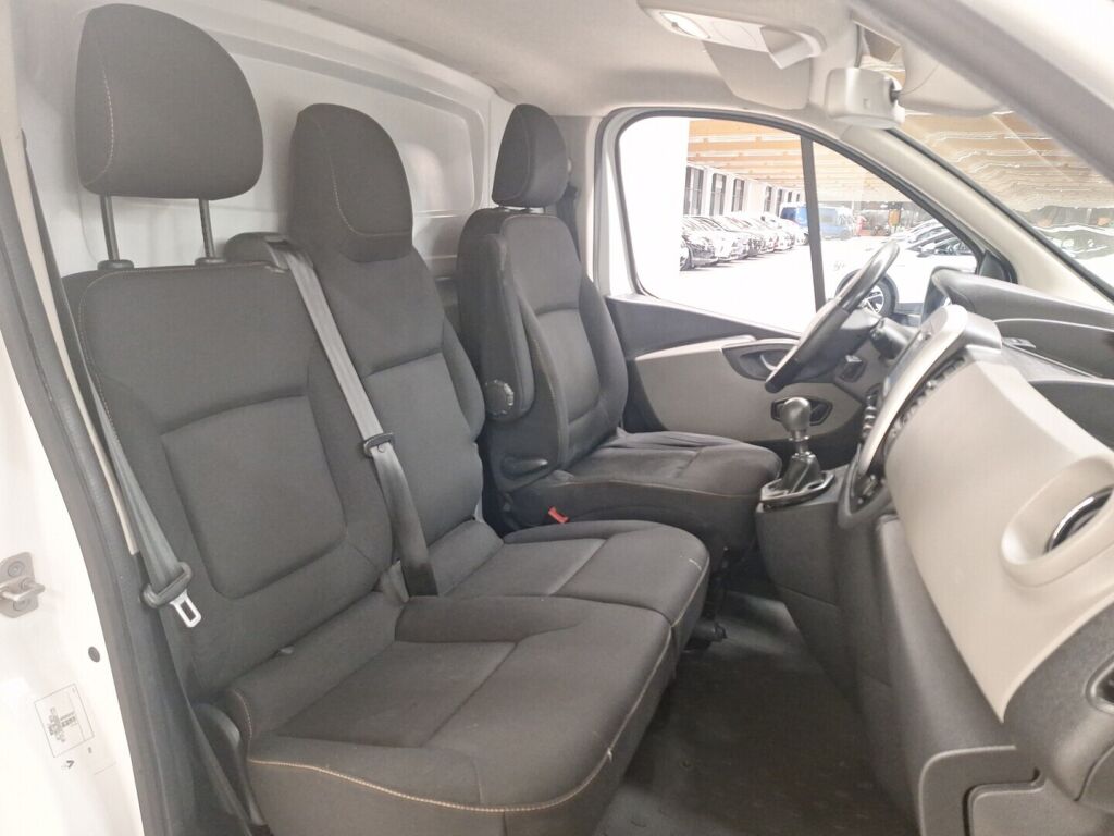 Renault Trafic 2017 Valkoinen