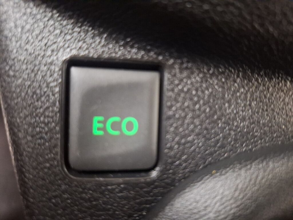 Renault Trafic 2017 Valkoinen