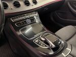 Mercedes-Benz E 2017 Punainen