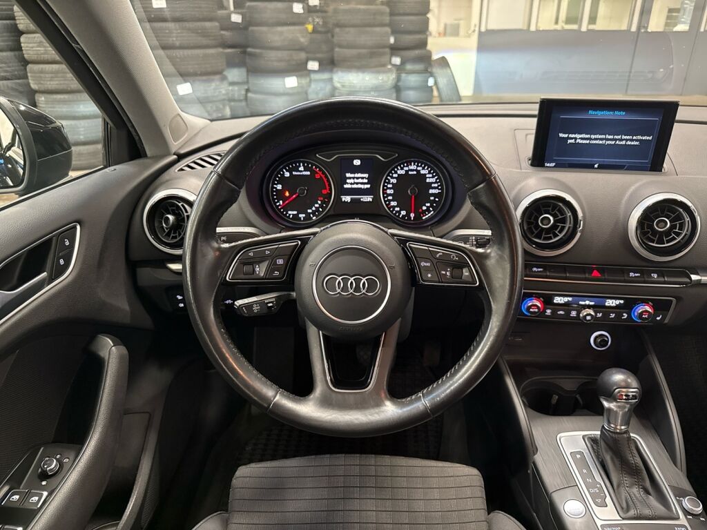 Audi A3 2017 Musta