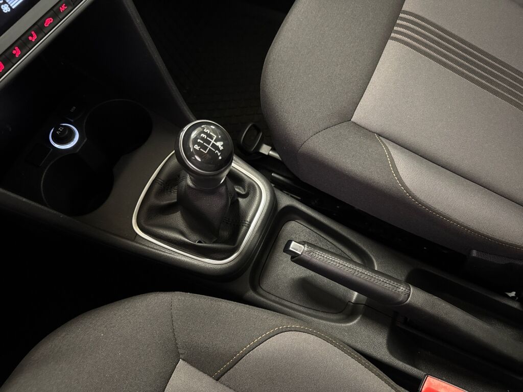 Volkswagen Polo 2016 Valkoinen