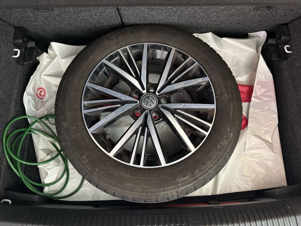 Volkswagen Polo 2016 Valkoinen