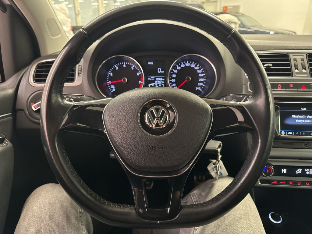 Volkswagen Polo 2016 Valkoinen