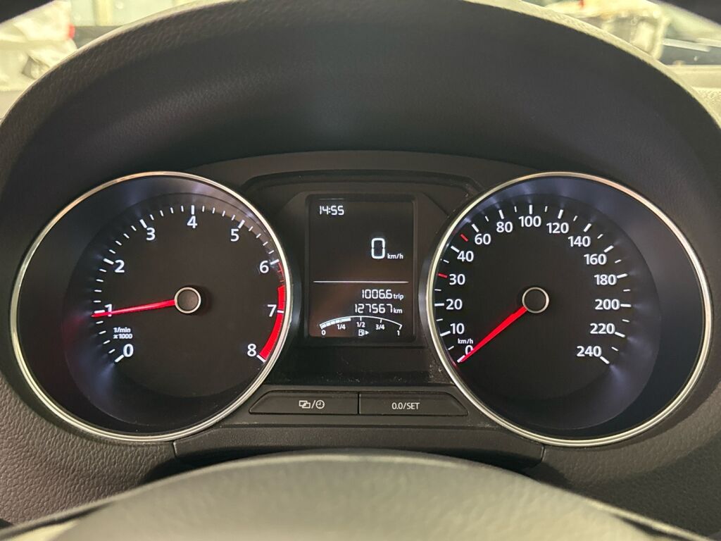 Volkswagen Polo 2016 Valkoinen