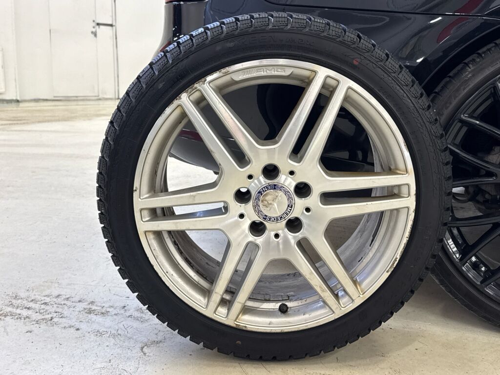 Mercedes-Benz E 2011 Musta