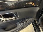 Mercedes-Benz E 2011 Musta