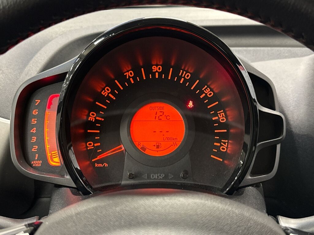 Toyota AYGO 2017 Valkoinen