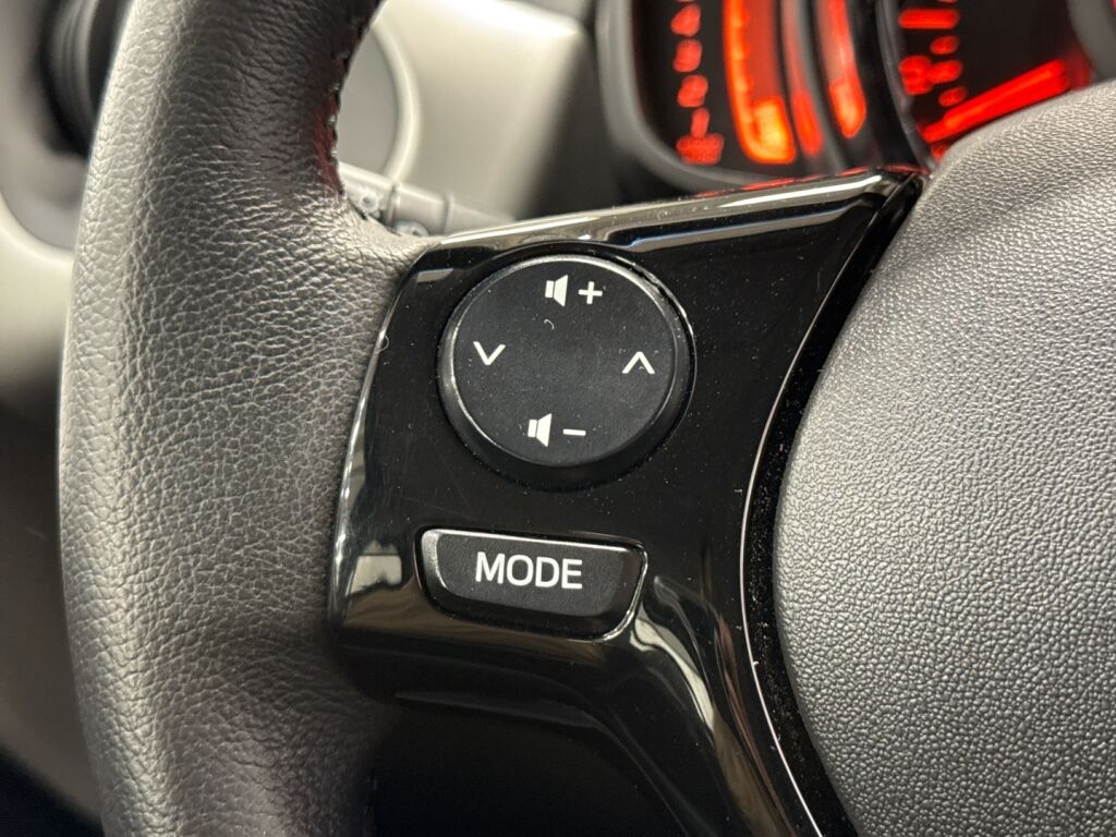 Toyota AYGO 2017 Valkoinen