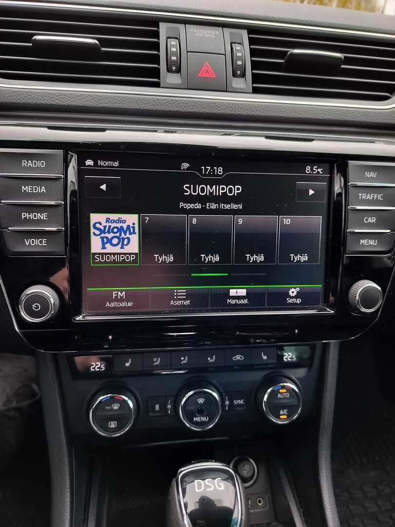 Skoda Superb 2017 Valkoinen